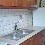 Golden Sun 아파트 *