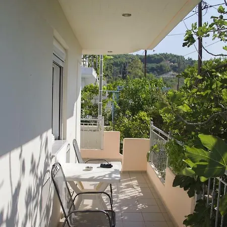 Golden Sun Apartment