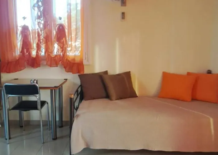 Apartment Golden Sun Rovies